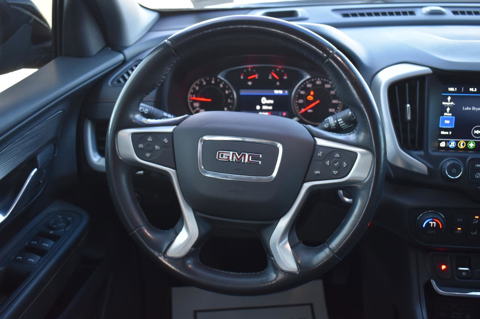 Used 2020 GMC Terrain SLT image 30