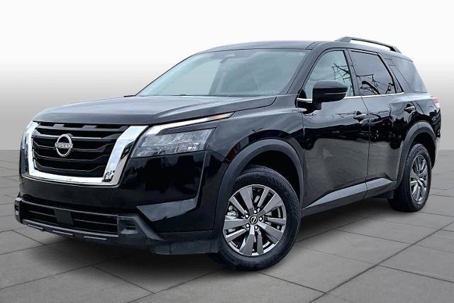 Certified 2025 Nissan Pathfinder SV image 1