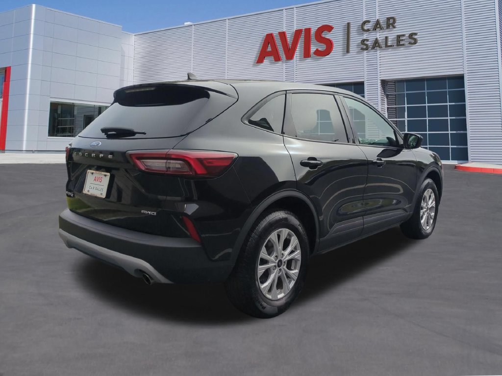 Used 2025 Ford Escape Active AWD/4WD image 6