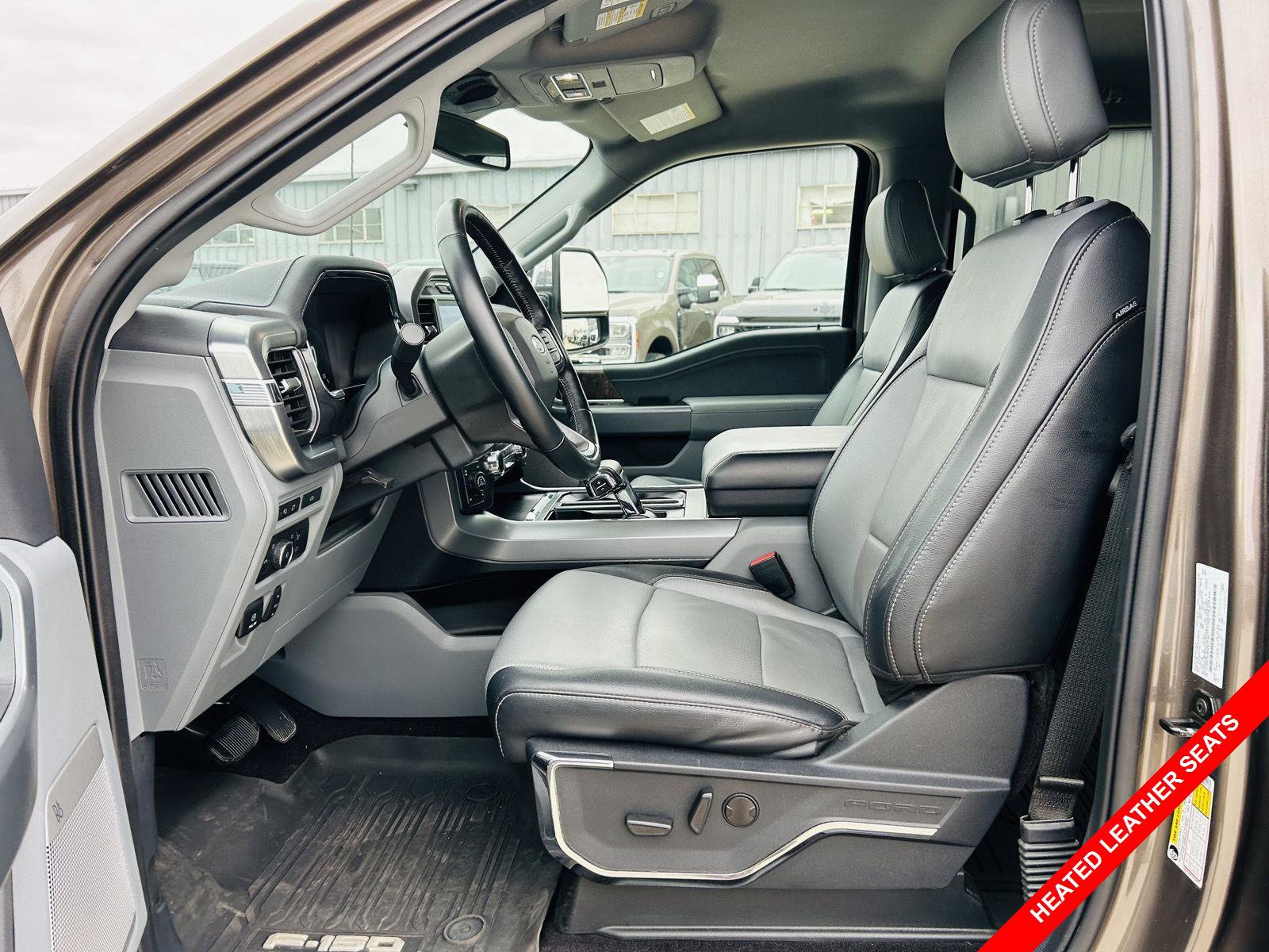 Used 2022 Ford F150 Lariat image 3