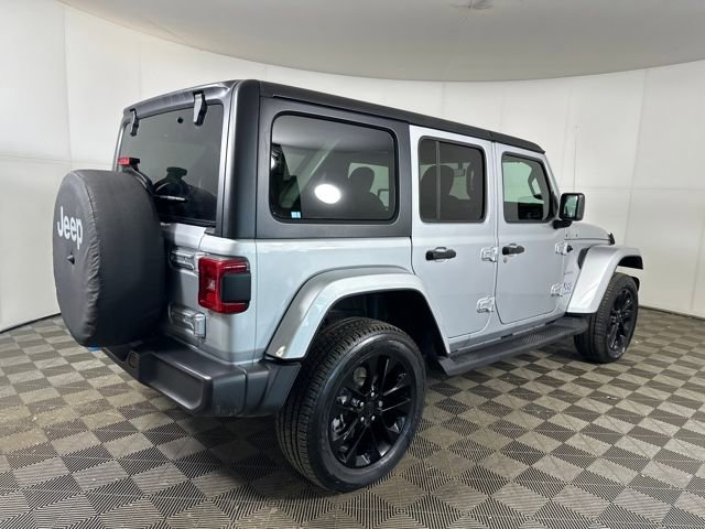 Used 2023 Jeep Wrangler Unlimited Sahara w/ Cold Weather Group image 3