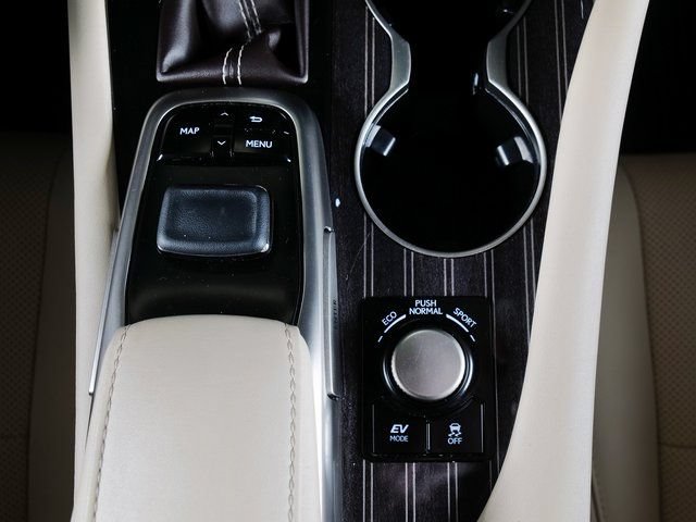 Used 2019 Lexus RX 450h AWD w/ Luxury Package image 15