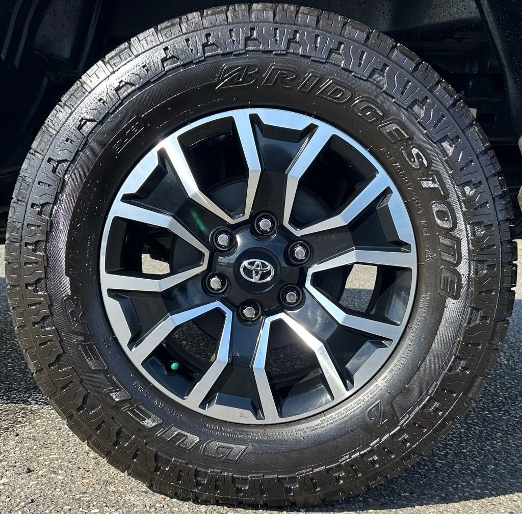 Certified 2022 Toyota Tacoma TRD Sport w/ Black Out Package (TMS) AWD/4WD image 26