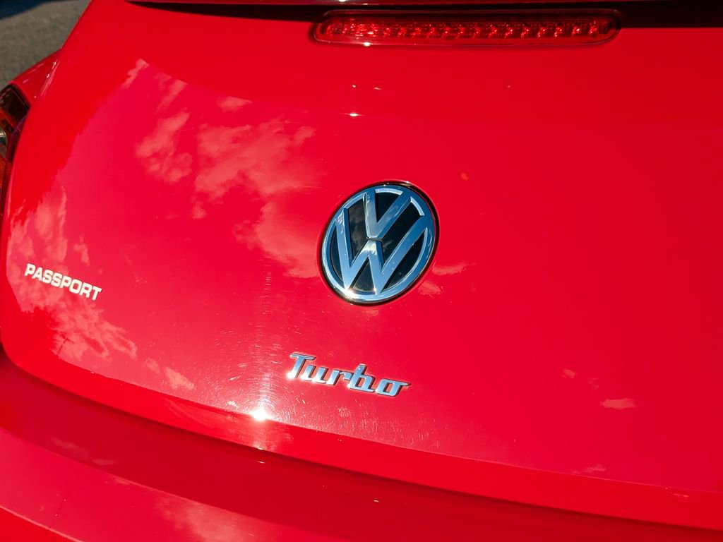 Used 2013 Volkswagen Beetle Turbo image 14