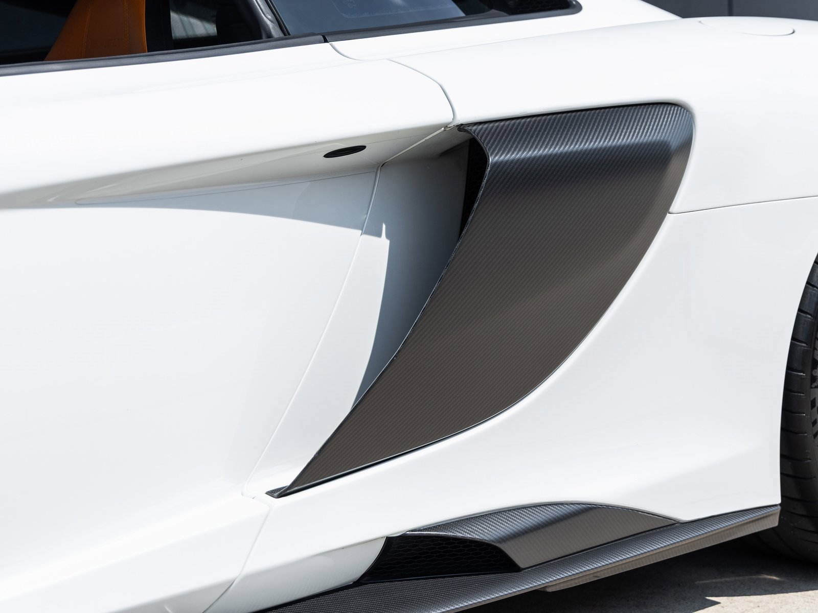 Used 2016 McLaren 675LT Coupe image 17