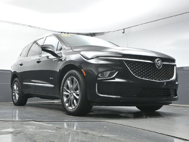 Used 2024 Buick Enclave Avenir FWD image 35