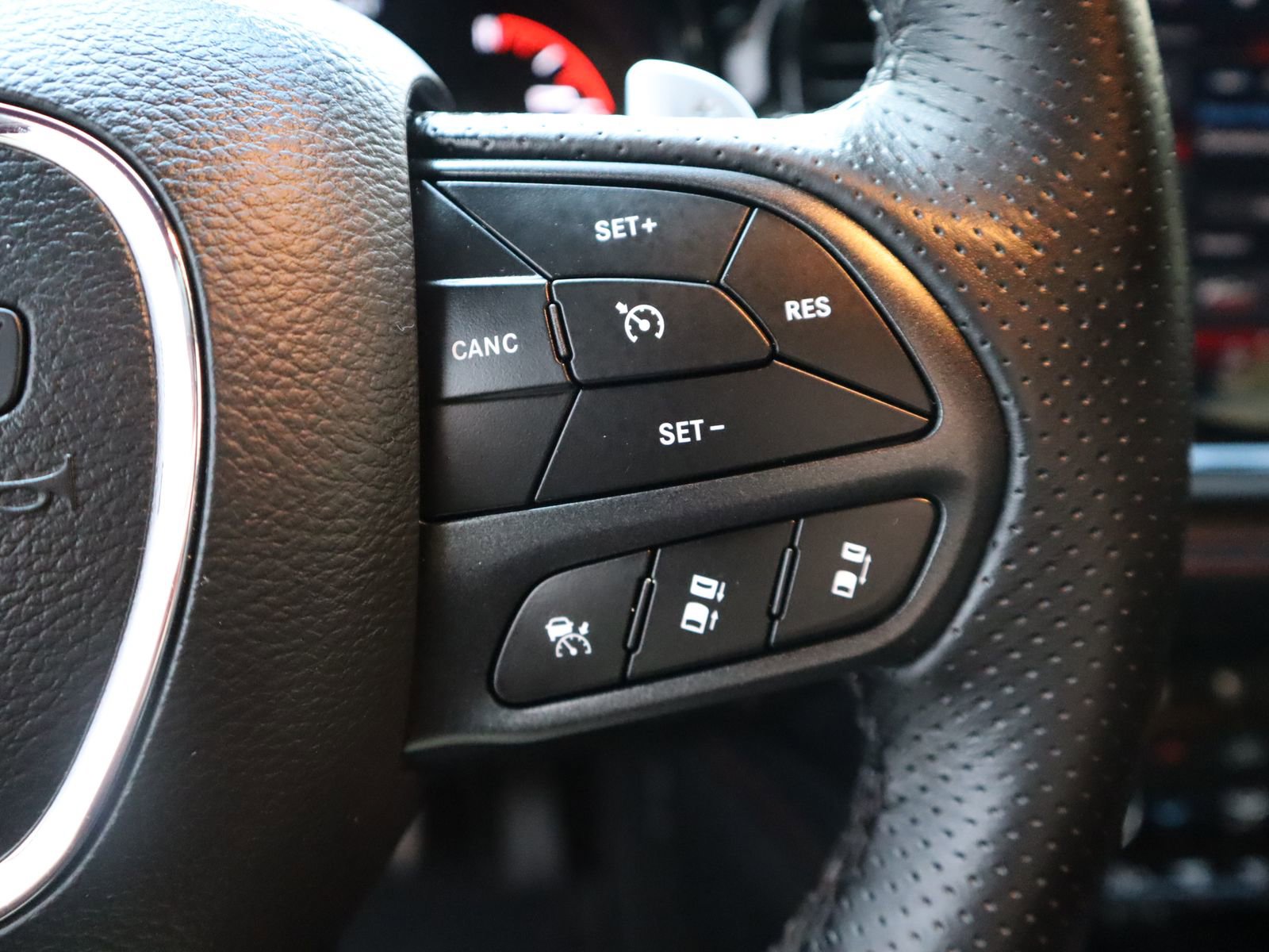 Used 2025 Dodge Durango GT image 40