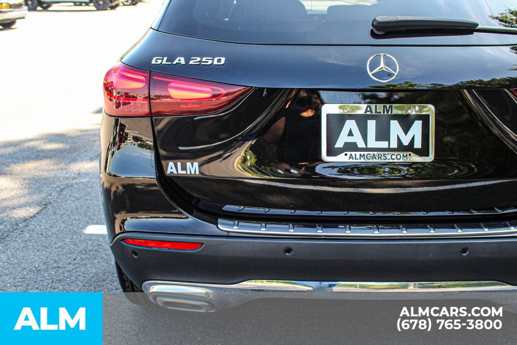 Used 2025 Mercedes-Benz GLA 250 image 12