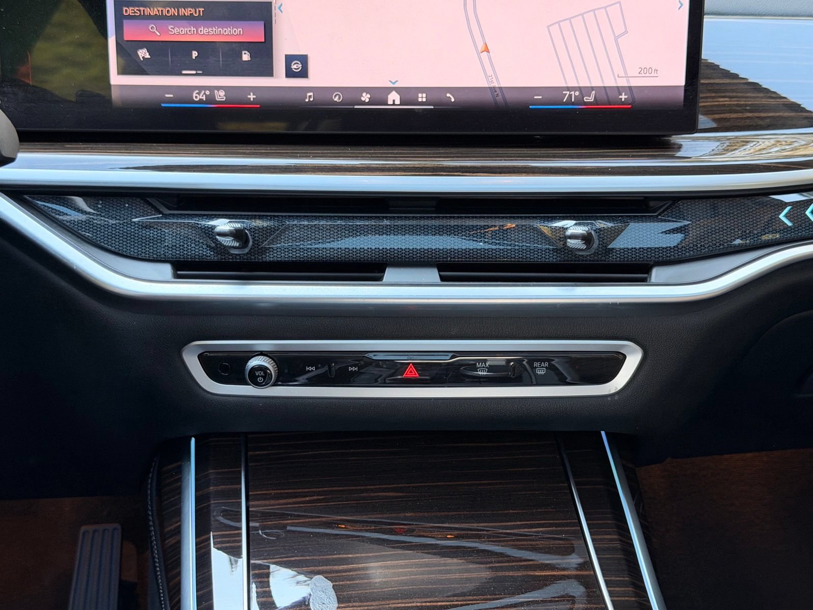 Certified 2024 BMW X7 xDrive40i AWD/4WD image 18