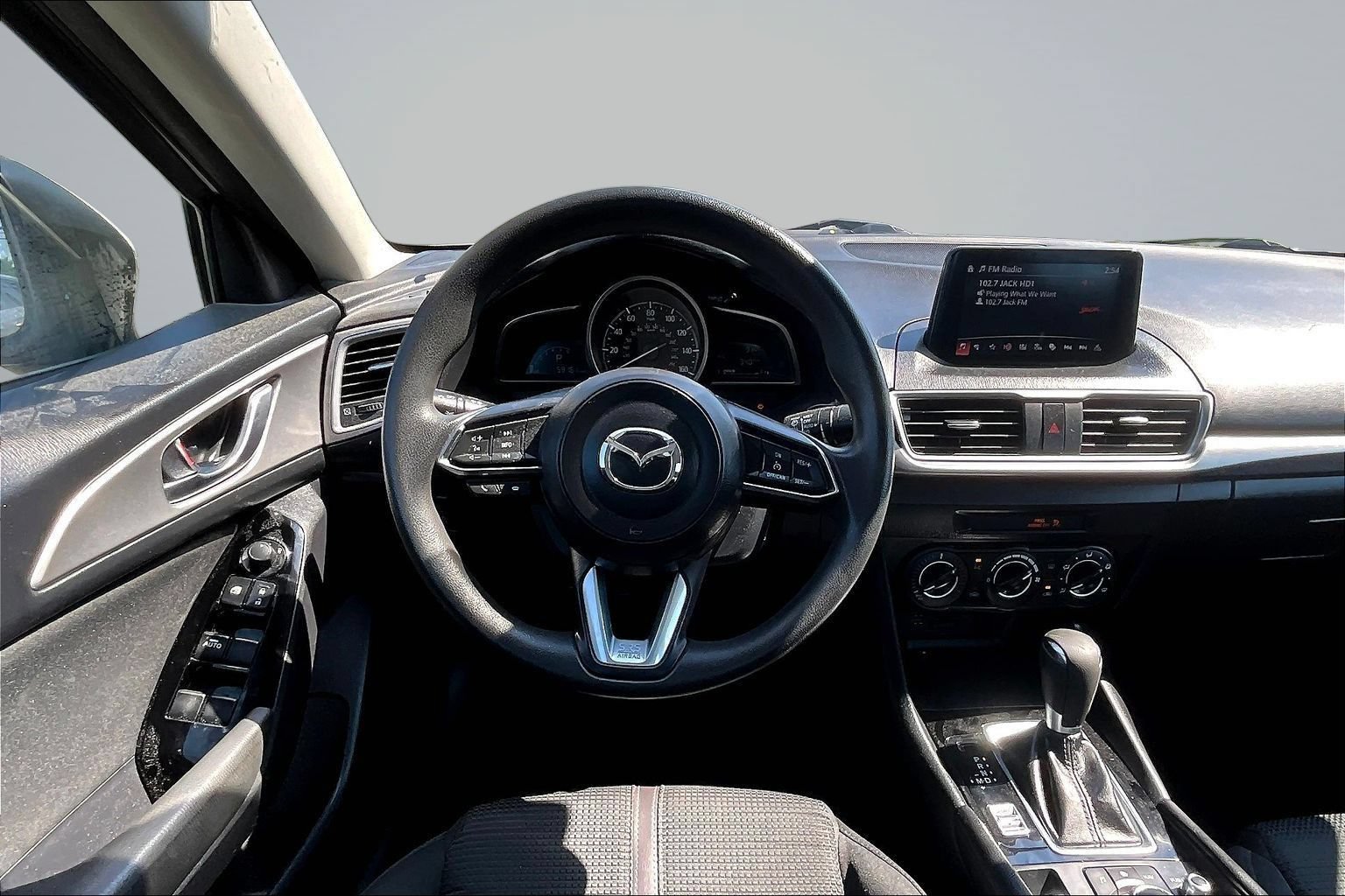 Used 2018 MAZDA MAZDA3 Sport w/ Preferred Equipment Package FWD image 8