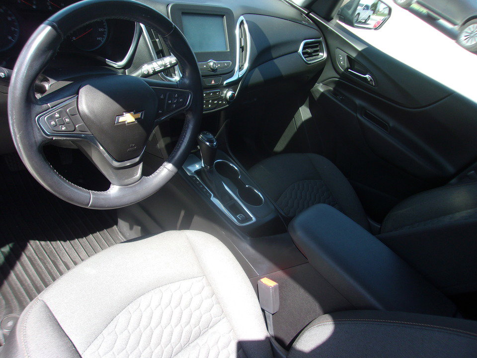 Used 2018 Chevrolet Equinox LT FWD image 10