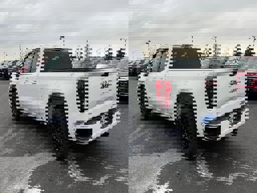 Certified 2024 GMC Sierra 1500 Elevation image 3