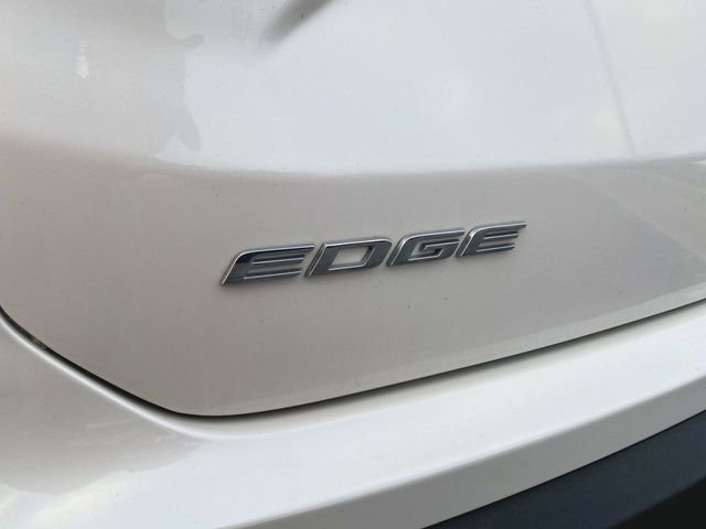 Used 2019 Ford Edge SEL w/ Equipment Group 201A image 30