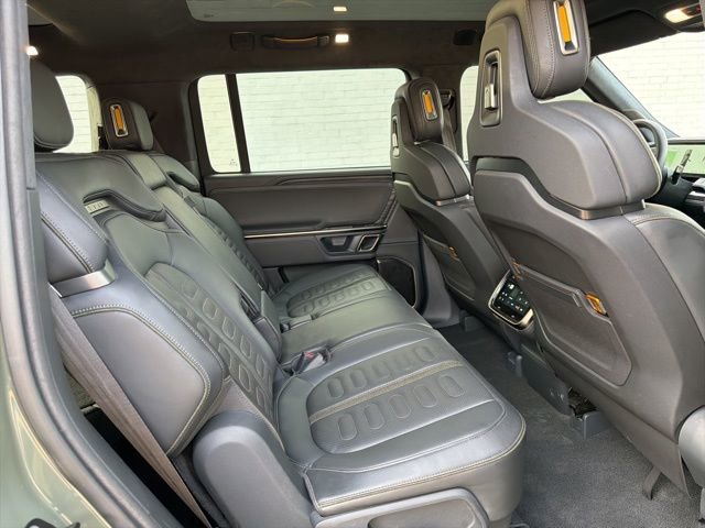 Used 2022 Rivian R1S Launch Edition image 10