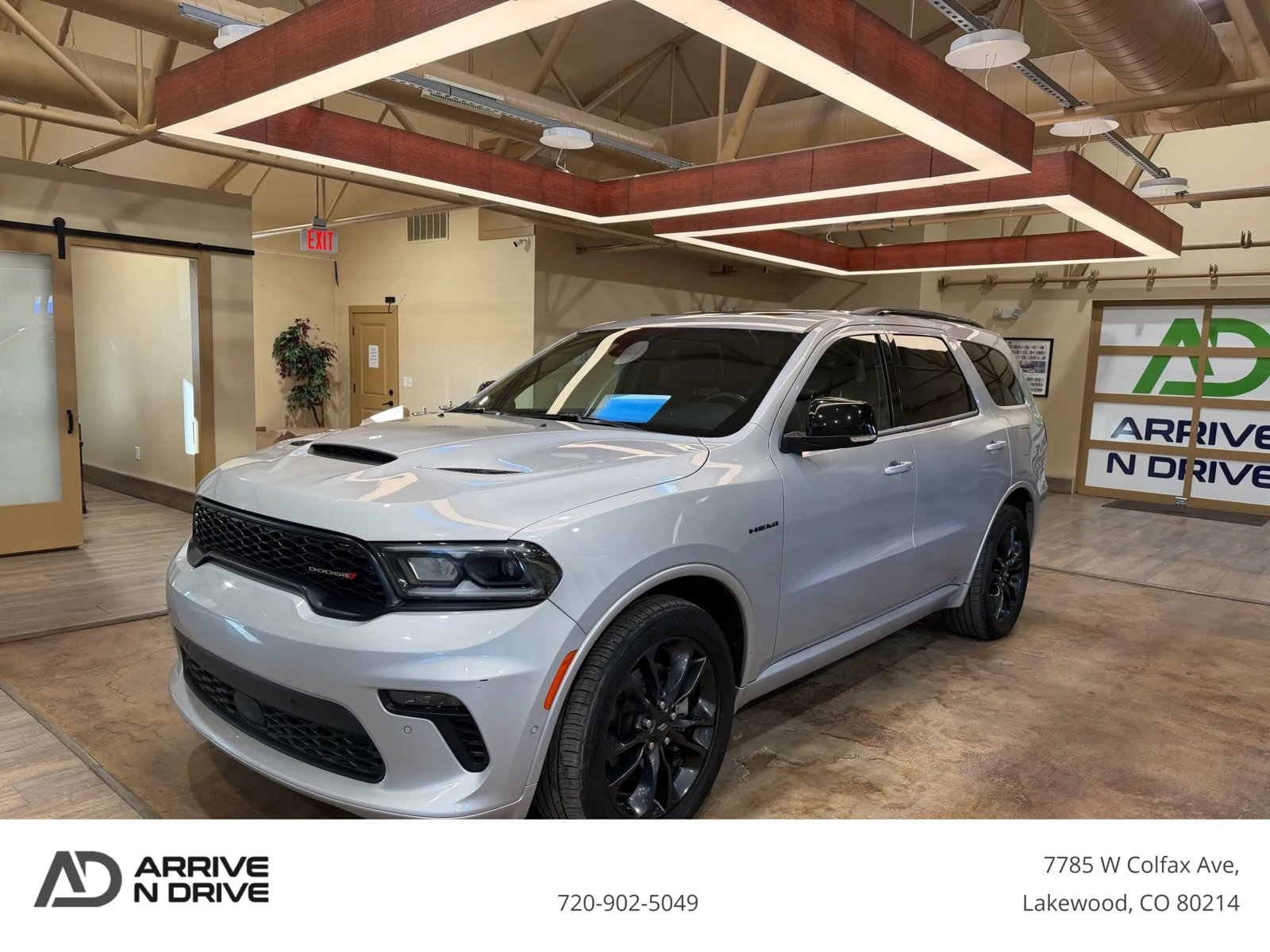 Used 2023 Dodge Durango R/T w/ Blacktop Package image 1