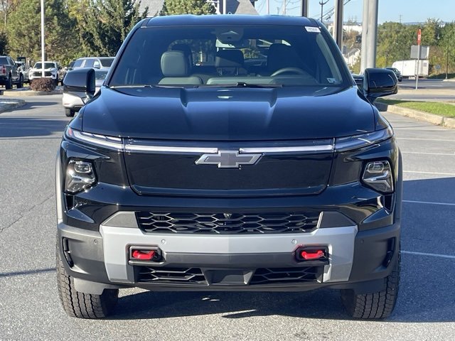 New 2026 Chevrolet Silverado EV Trail Boss image 2