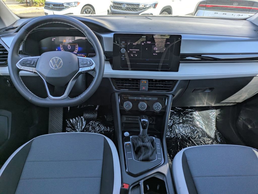 Certified 2025 Volkswagen Taos S FWD image 16