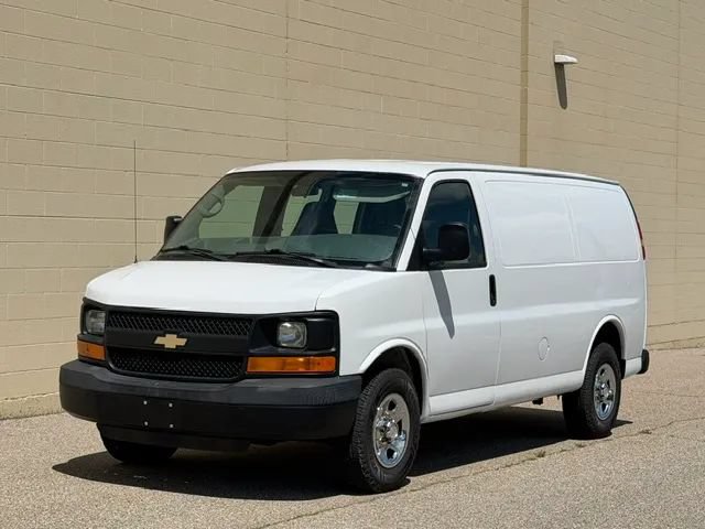 Used 2007 Chevrolet Express 1500 RWD image 8