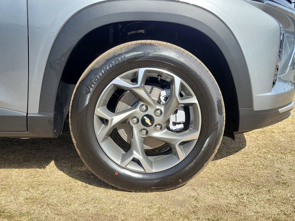 New 2026 Chevrolet Trax LT image 6