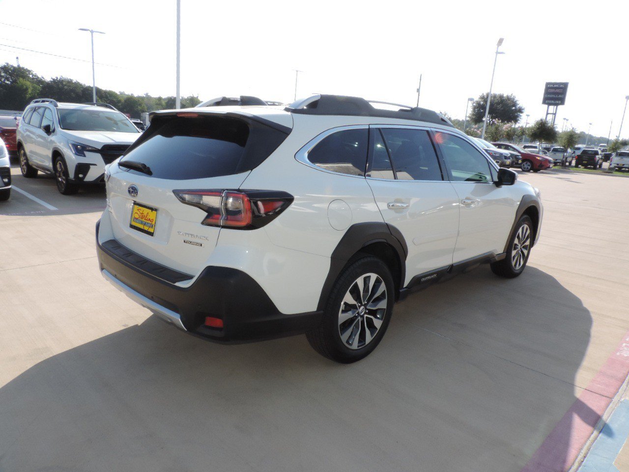 Used 2025 Subaru Outback Touring AWD/4WD image 5