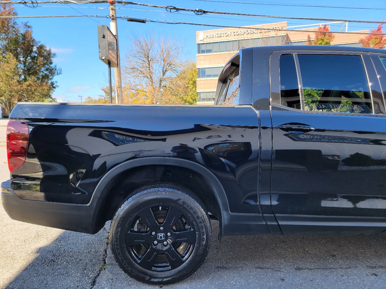 Used 2019 Honda Ridgeline Black Edition image 11