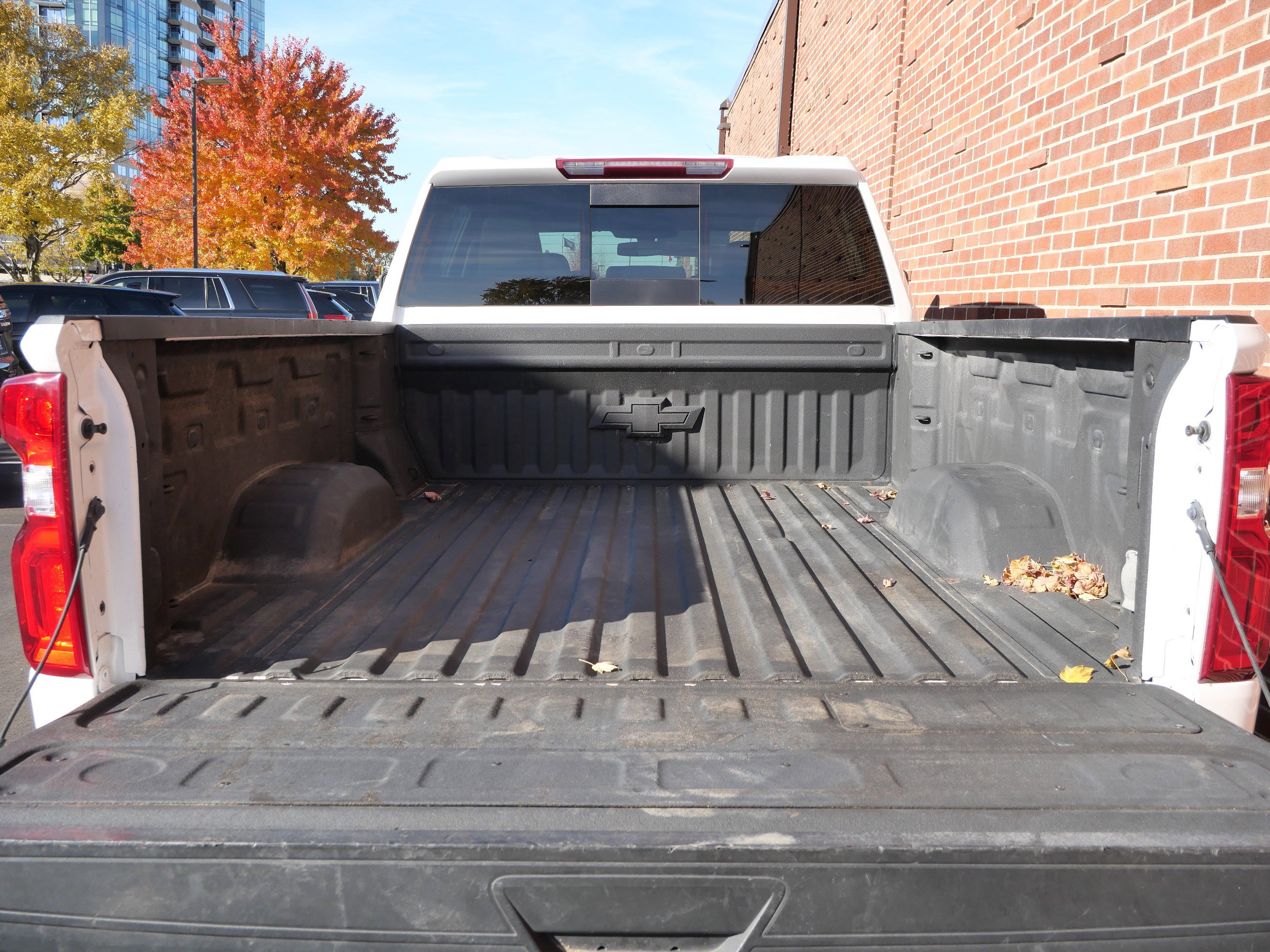 Used 2023 Chevrolet Silverado 2500 LTZ w/ LTZ Convenience Package image 11