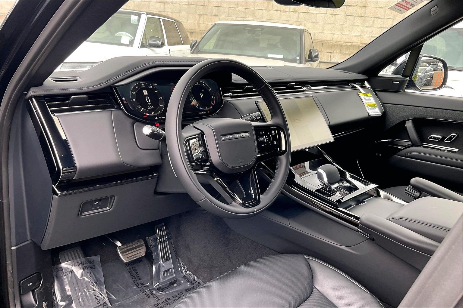 New 2026 Land Rover Range Rover Sport Dynamic SE AWD/4WD image 8