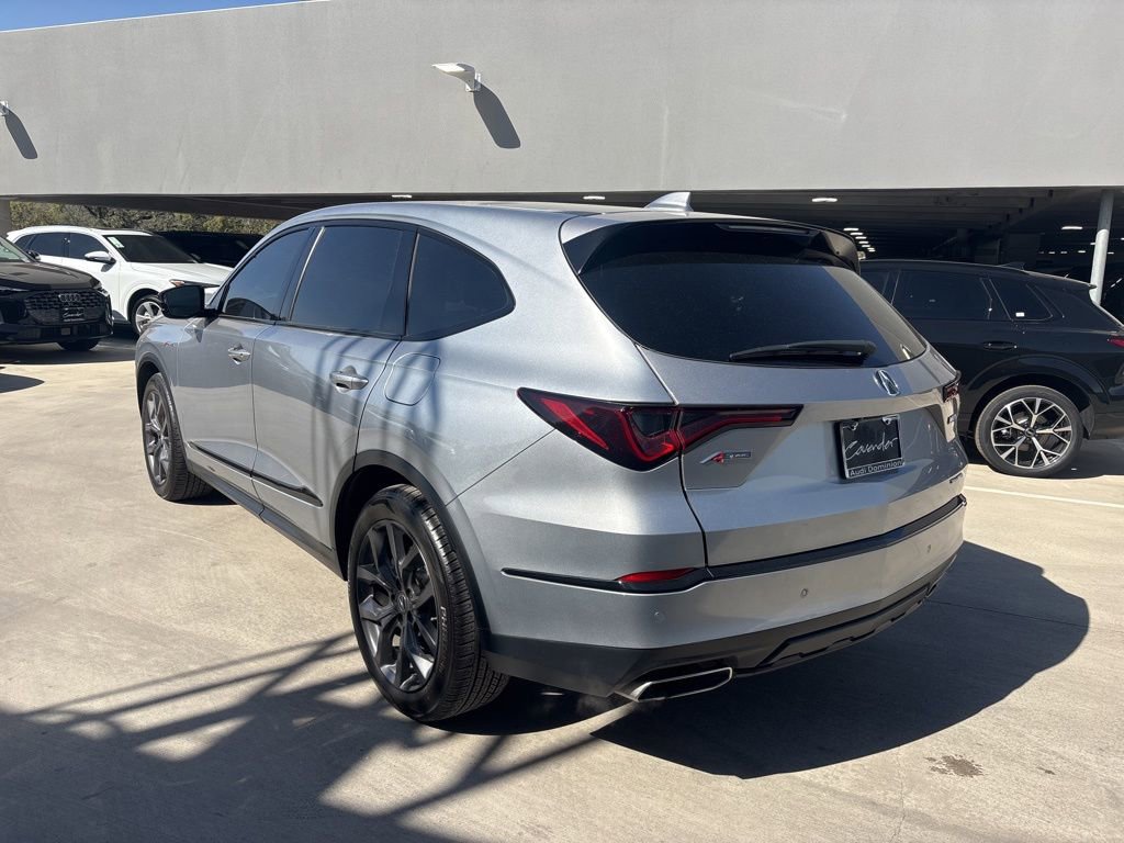 Used 2023 Acura MDX A-Spec image 8