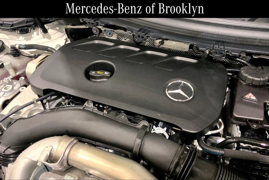 Certified 2025 Mercedes-Benz GLA 250 4MATIC image 32