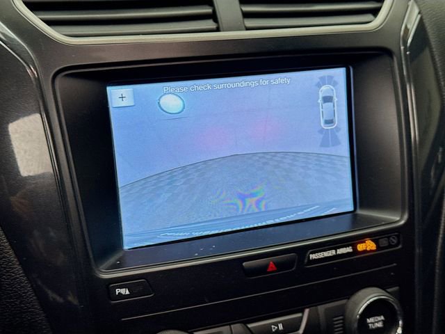 Used 2019 Ford Explorer XLT w/ Equipment Group 202A image 14