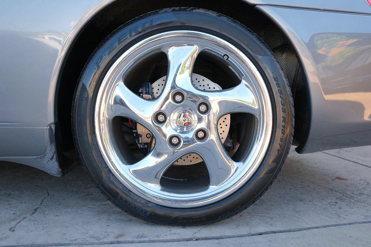 Used 2004 Porsche 911 Carrera RWD image 34
