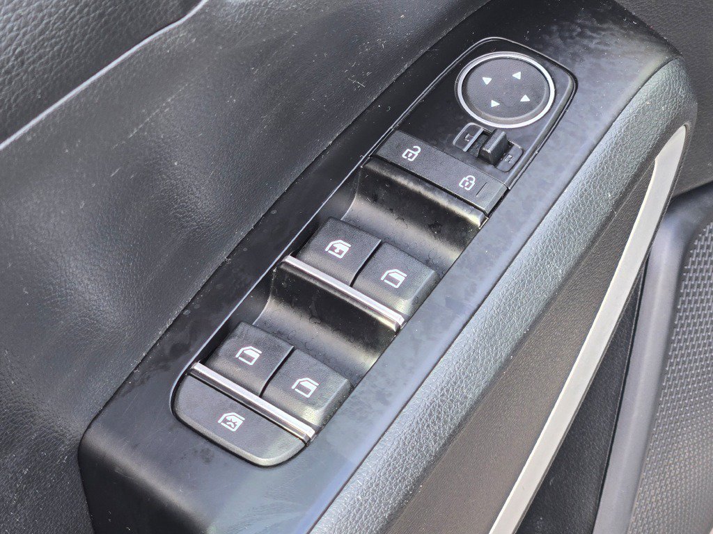 Used 2024 Kia Soul LX w/ Option Group 015 FWD image 19