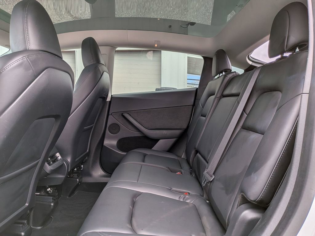 Used 2023 Tesla Model Y Long Range image 20