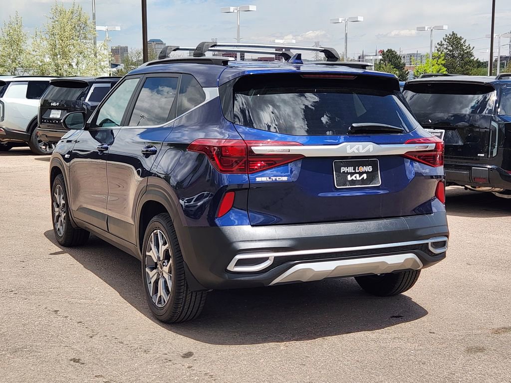 Used 2022 Kia Seltos EX AWD/4WD image 7