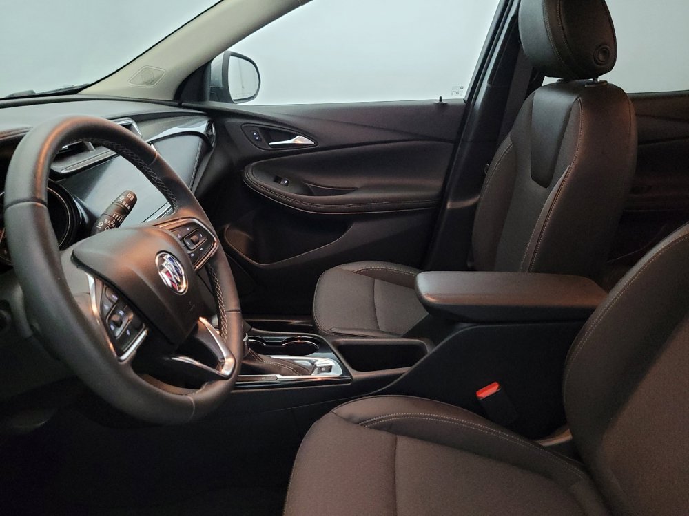 Used 2023 Buick Encore GX Preferred w/ Cold Weather Comfort Package AWD/4WD image 17