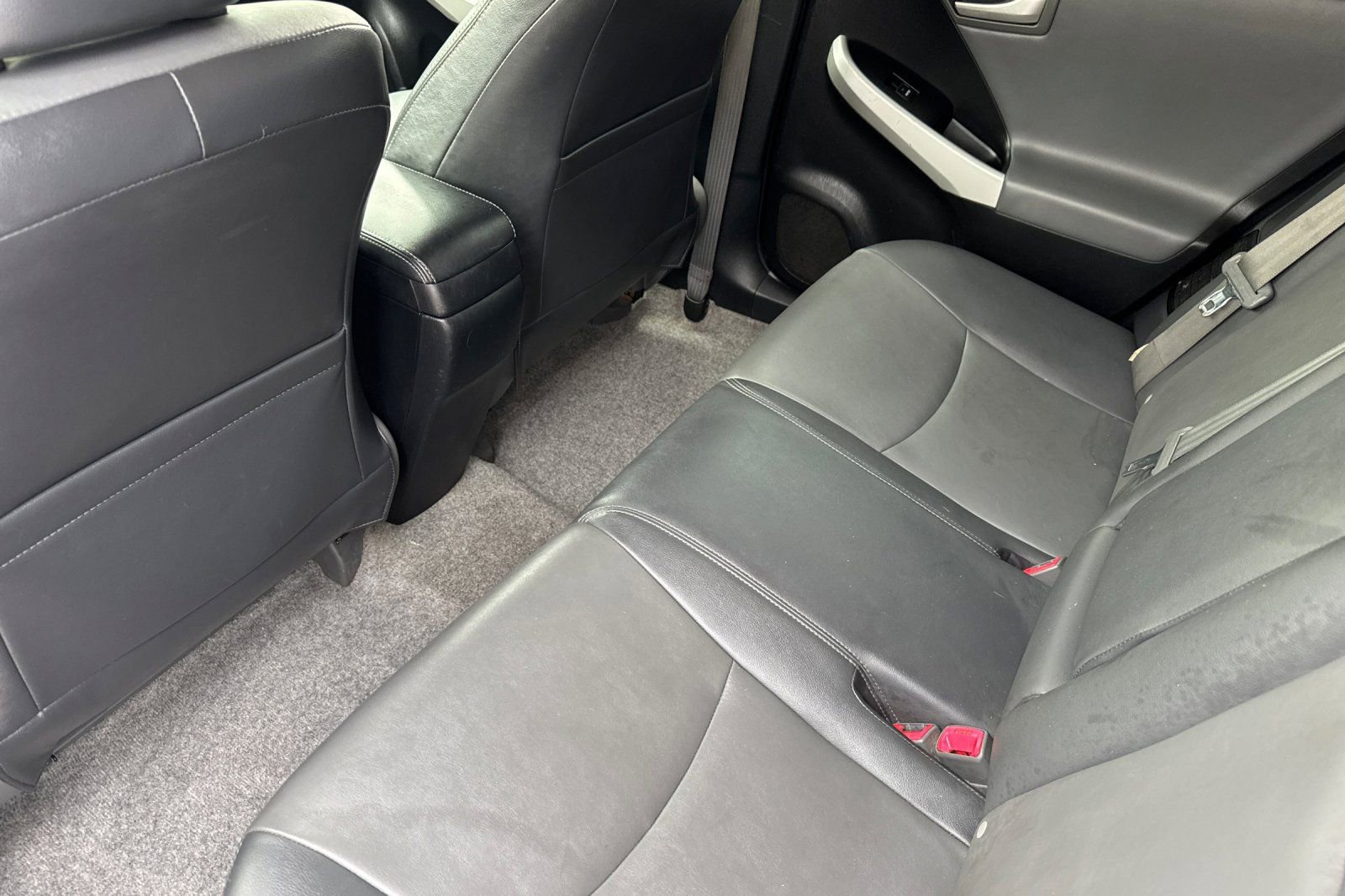 Used 2014 Toyota Prius Prime Advanced FWD image 12