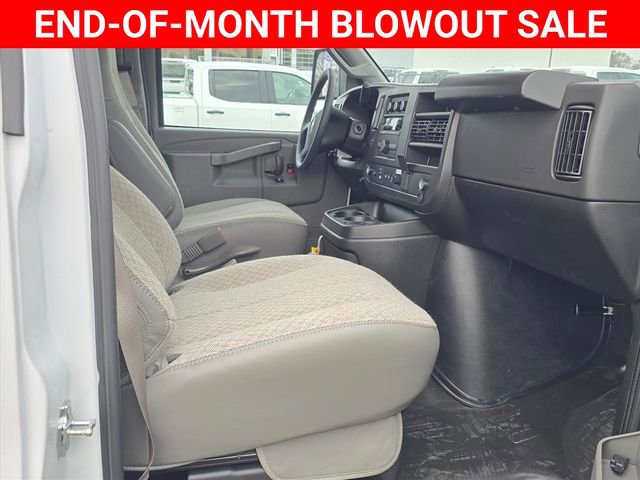 New 2025 Chevrolet Express 3500 w/ Power Convenience Package image 31