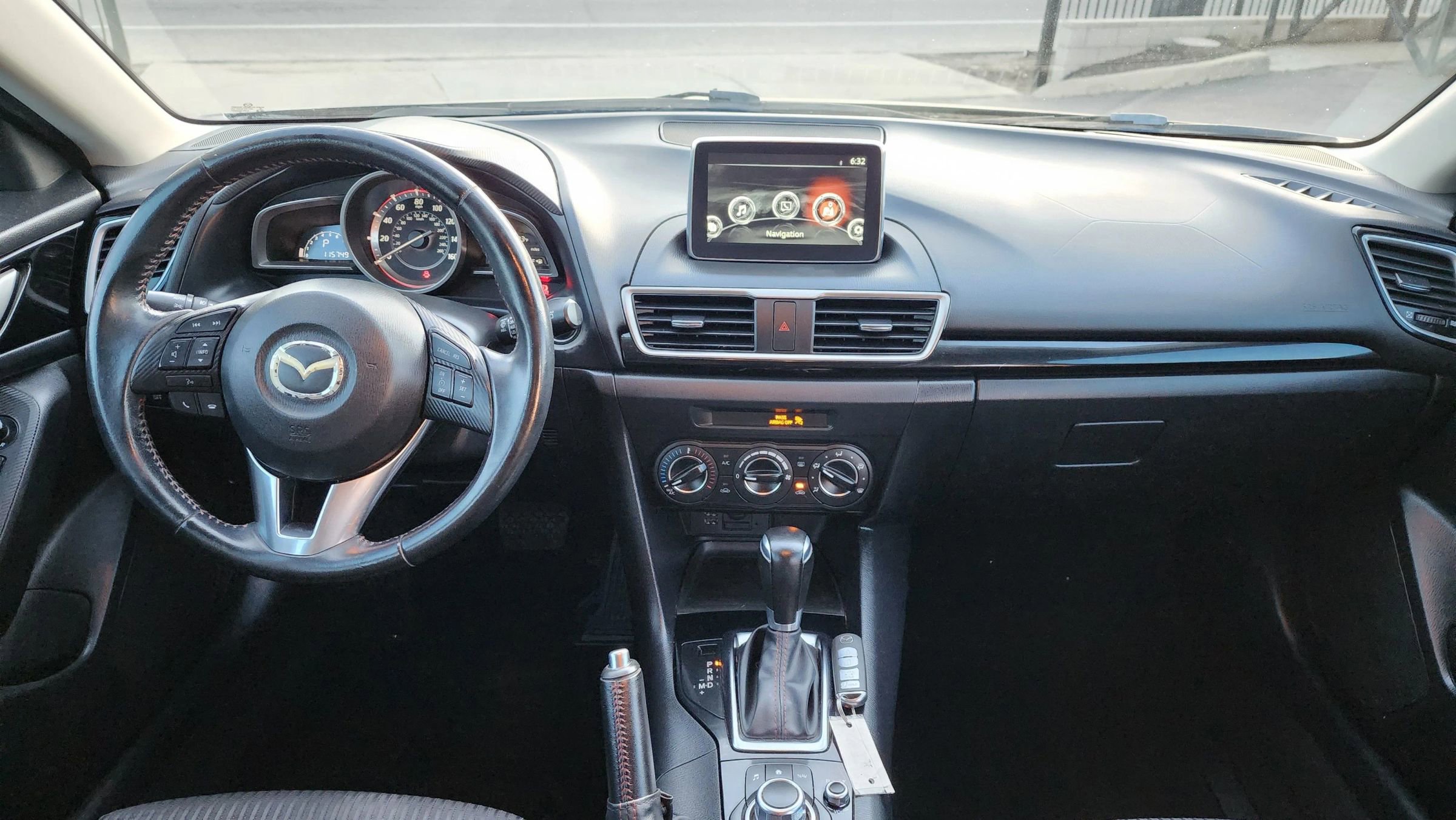 Used 2016 MAZDA MAZDA3 i Touring image 8