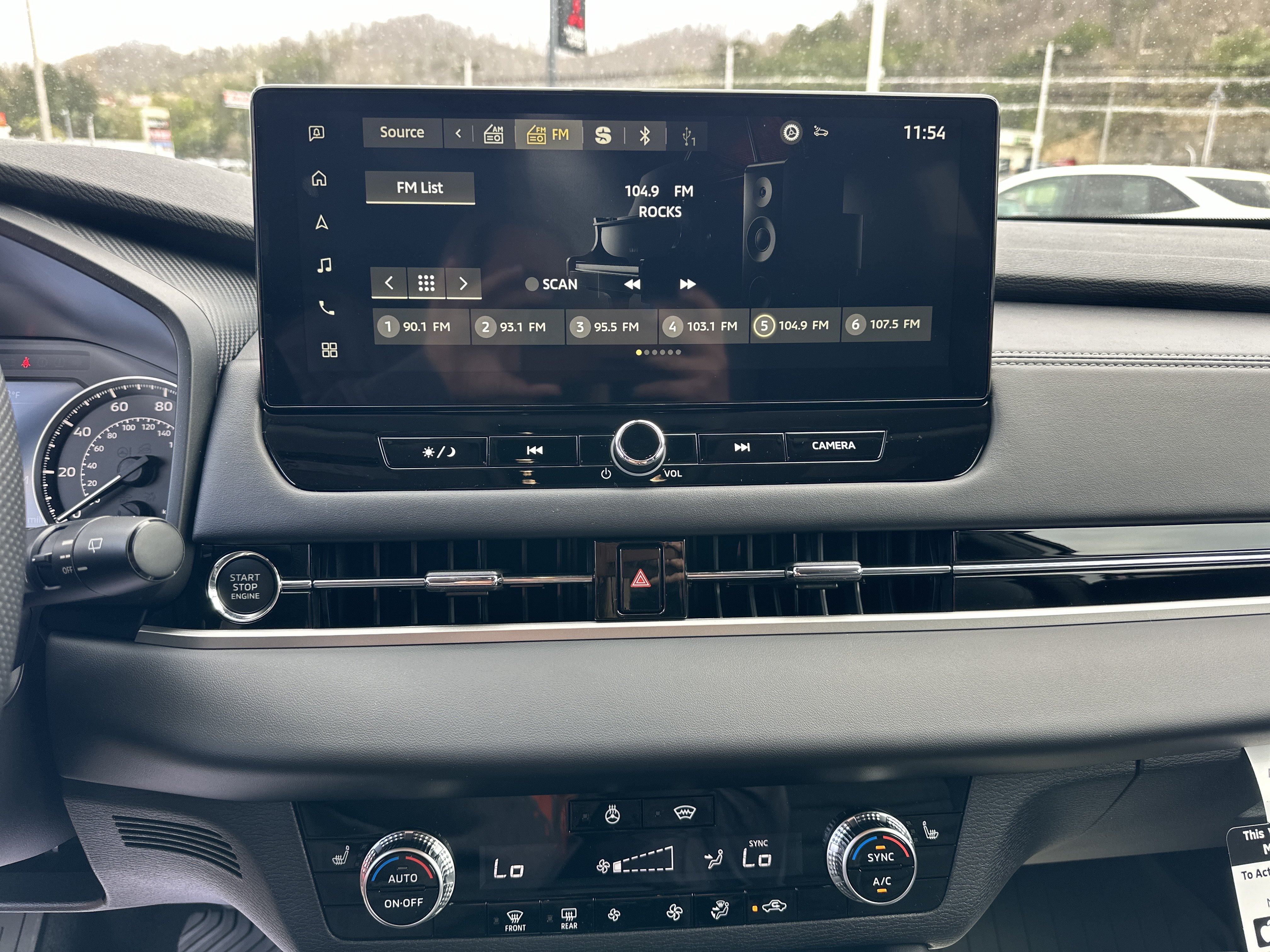 New 2026 Mitsubishi Outlander SE AWD/4WD image 14