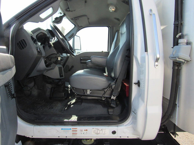 Used 2022 Ford F650 2WD Regular Cab Super Duty image 31