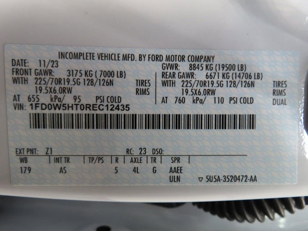 Used 2024 Ford F550 4x4 Crew Cab Super Duty image 65
