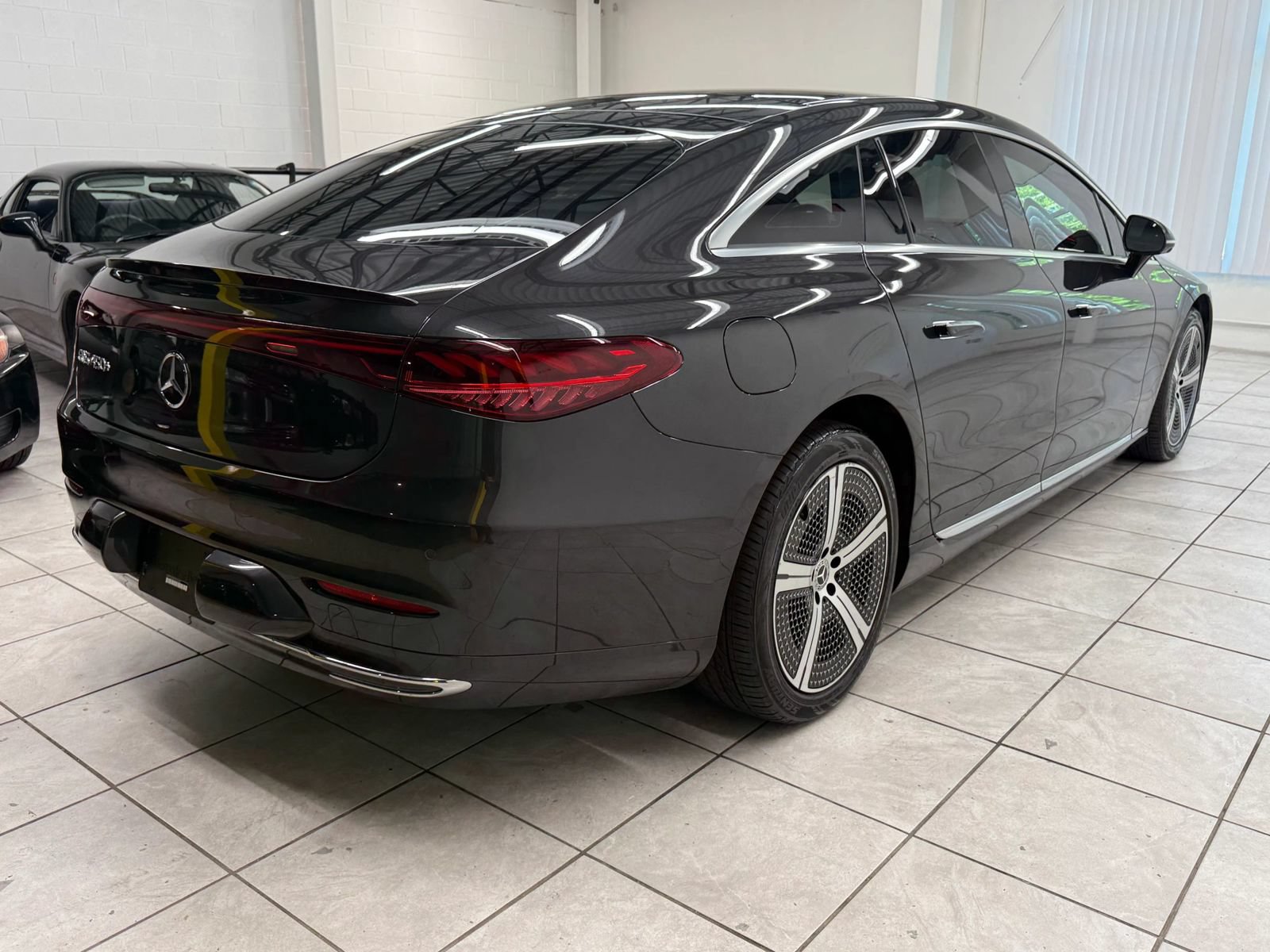 Used 2023 Mercedes-Benz EQS 450+ Sedan image 9