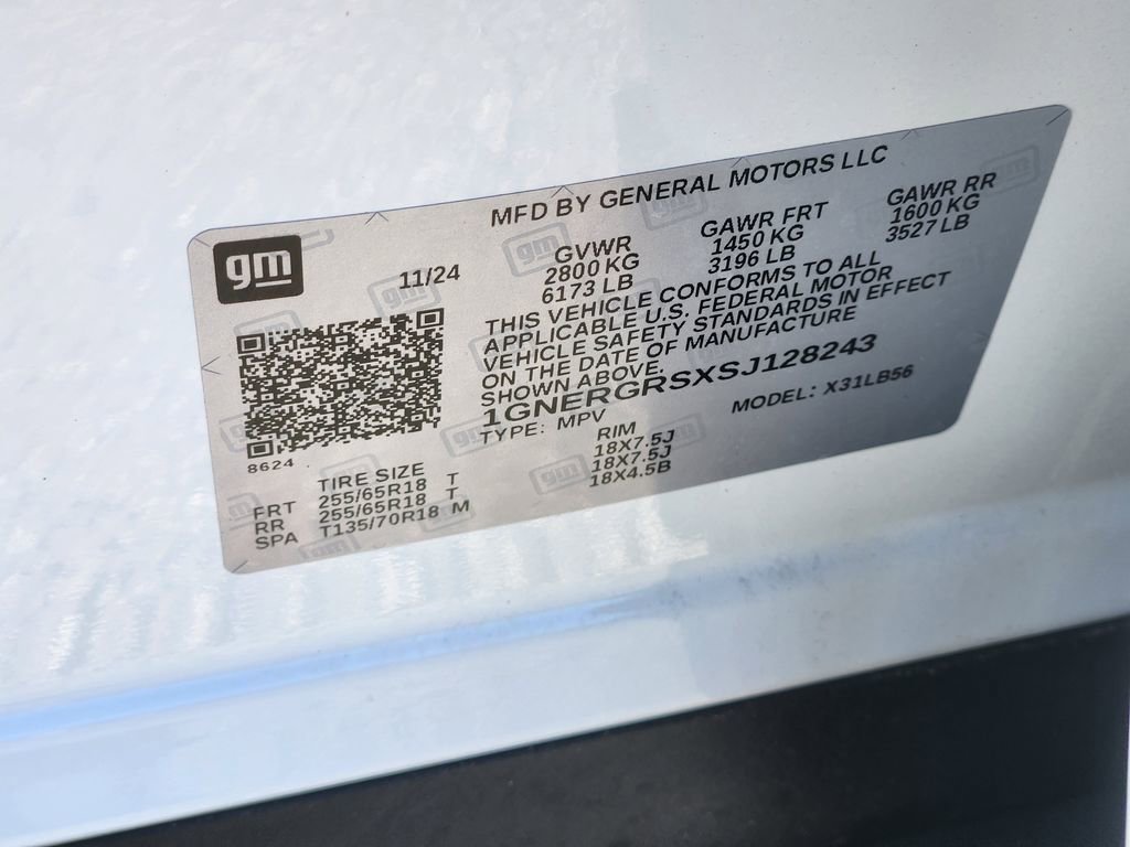 Used 2025 Chevrolet Traverse LT image 34