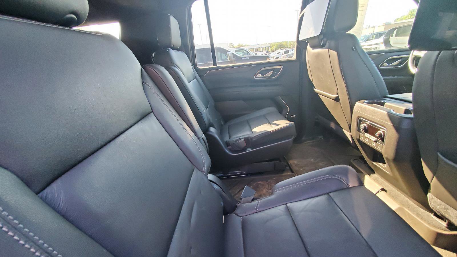Used 2021 Chevrolet Suburban LT w/ Rear Media and Nav Package AWD/4WD image 6