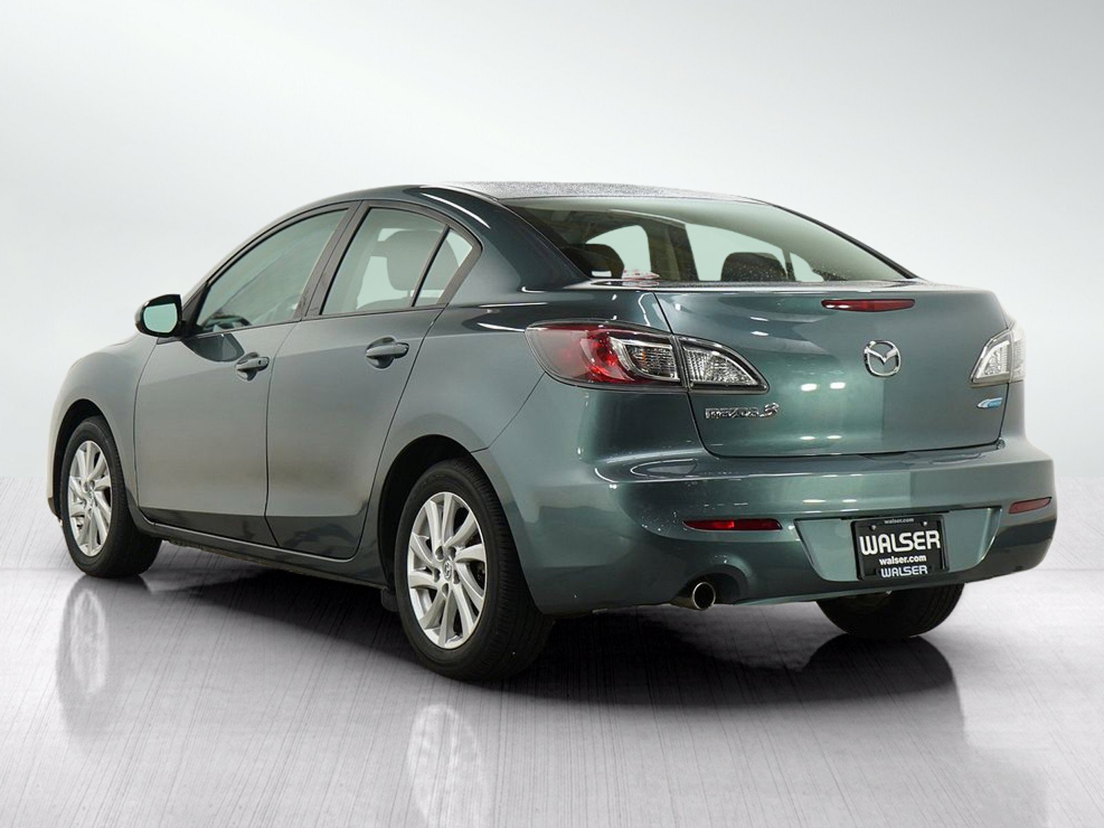 Used 2012 MAZDA MAZDA3 i Touring FWD image 3