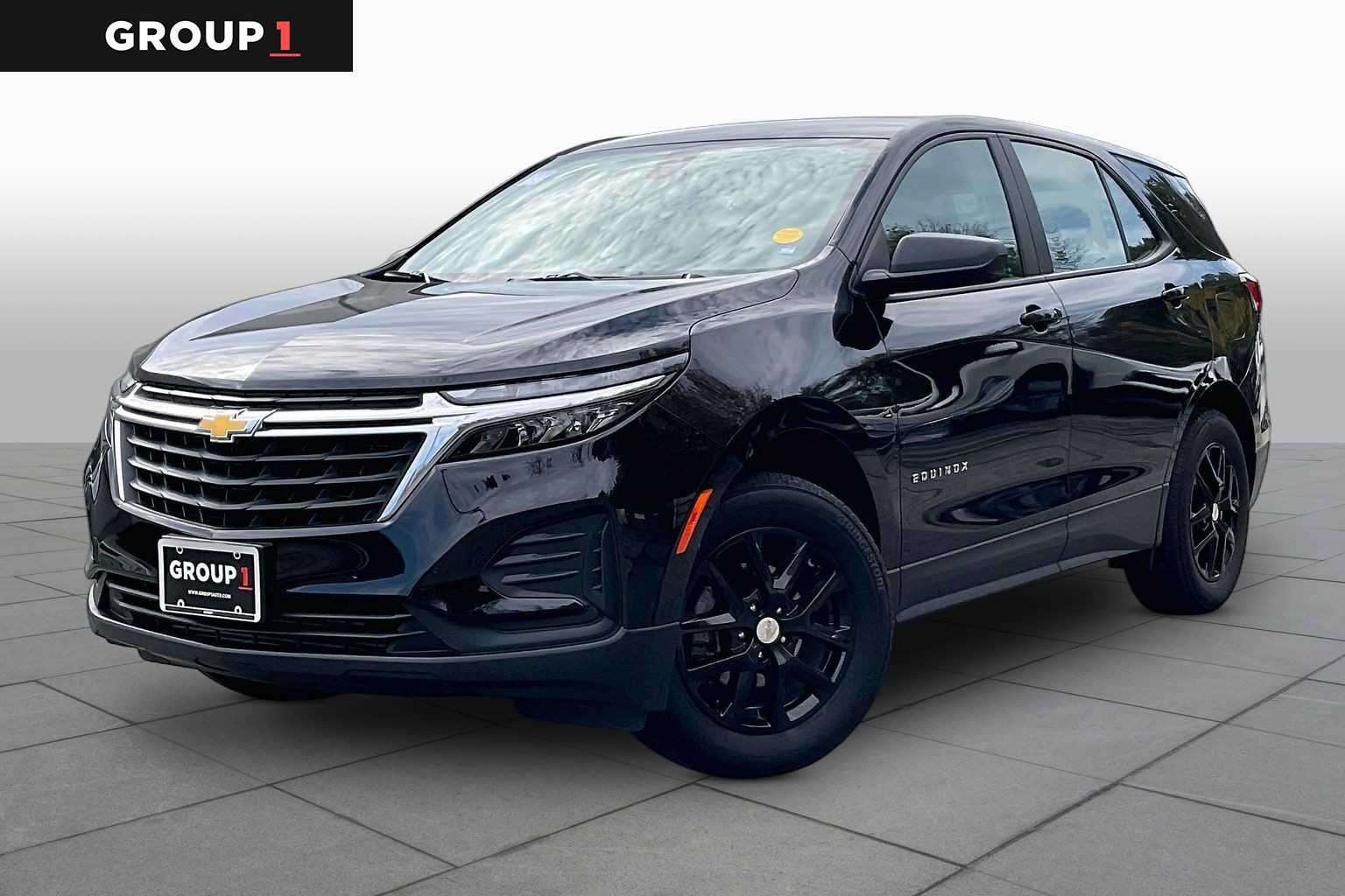 Used 2024 Chevrolet Equinox LS w/ Driver Confidence II Package AWD/4WD image 1