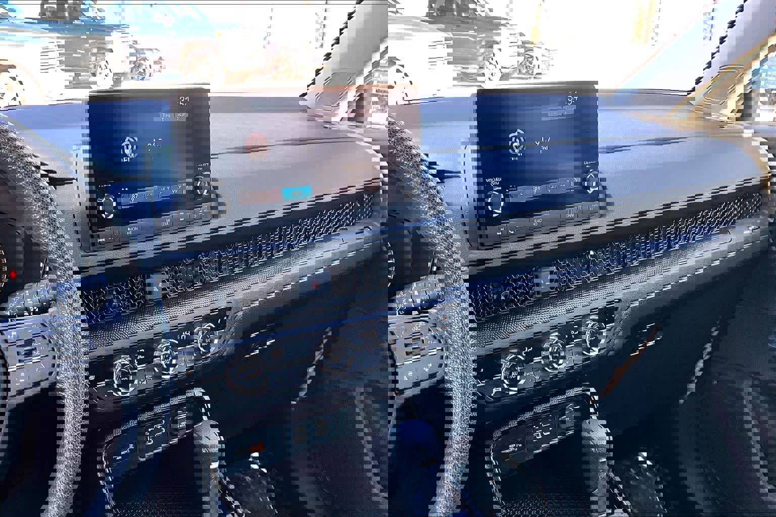 Used 2024 Honda CR-V EX image 7