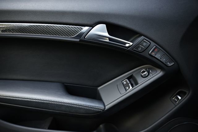 Used 2015 Audi RS 5 Coupe w/ Black Optic Plus Package AWD/4WD image 14