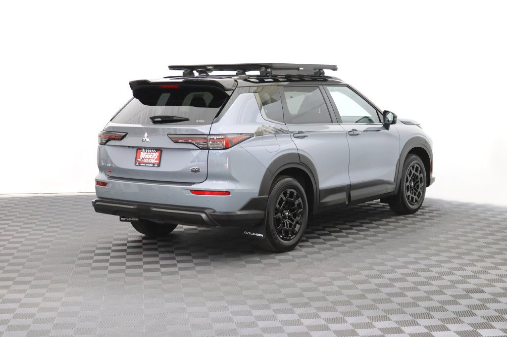 Used 2026 Mitsubishi Outlander AWD image 8