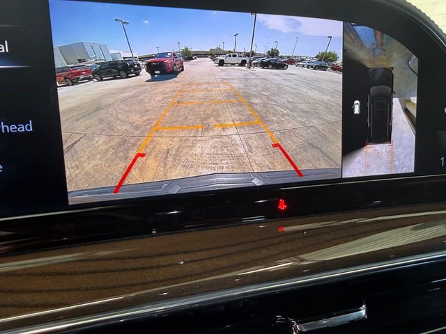 Certified 2024 Cadillac Escalade ESV Sport Platinum w/ LPO, ONYX Package AWD/4WD image 9